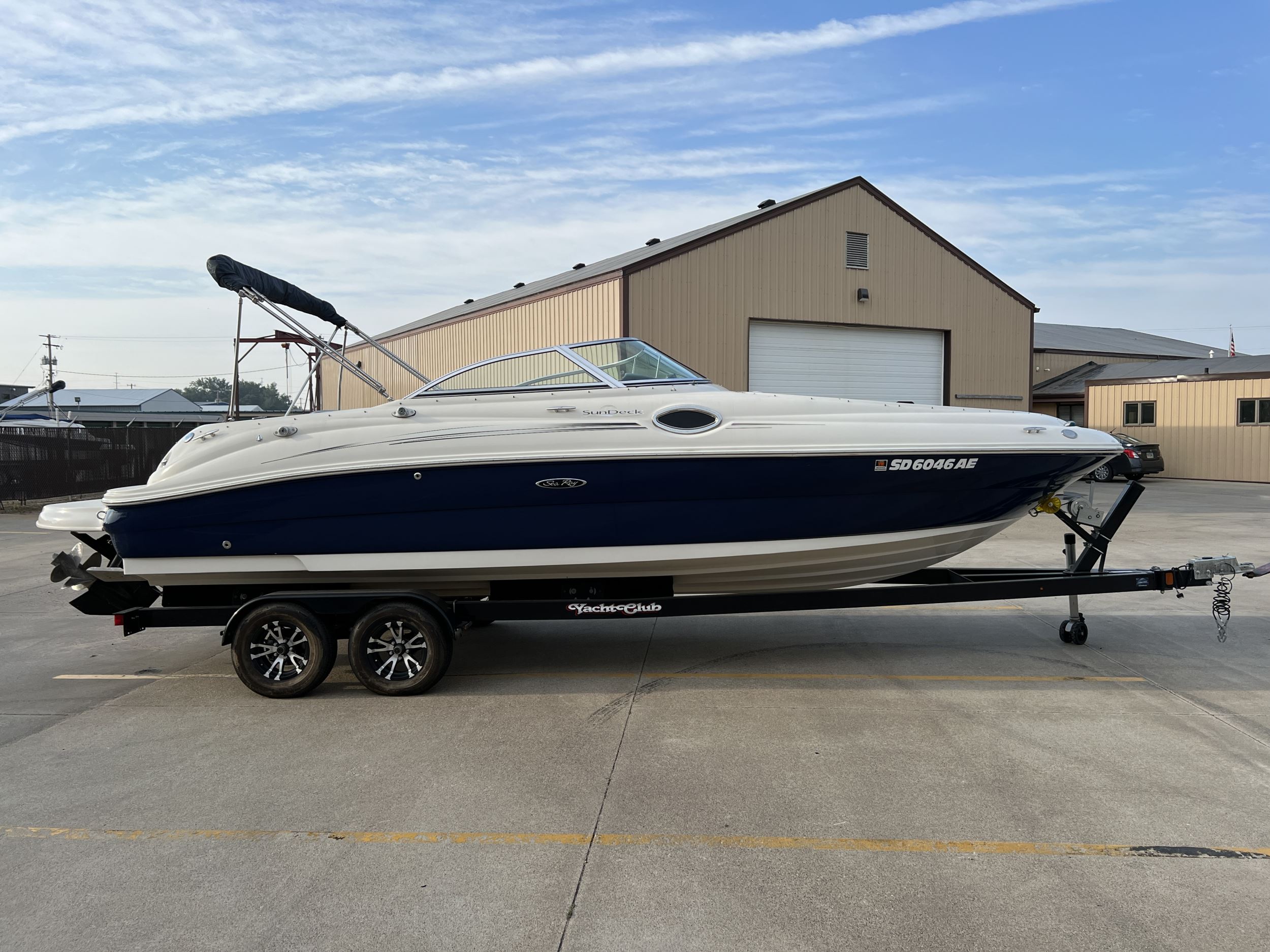 Boat Detail - Parks Marina at Lake Okoboji